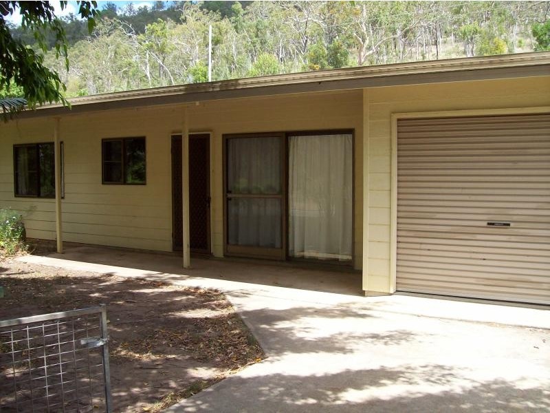 66 STATION ROAD, Crystal Brook QLD 4800
