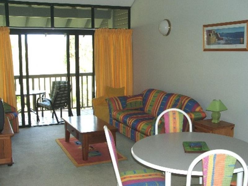 Unit 1445/.. Cascade Condominiums, Laguna Quays QLD 4800