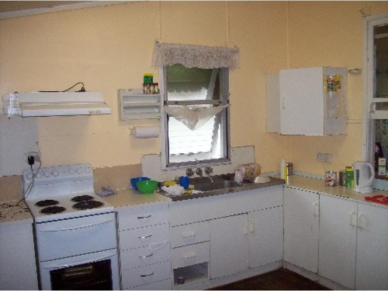 12 TELFORD STREET, Proserpine QLD 4800