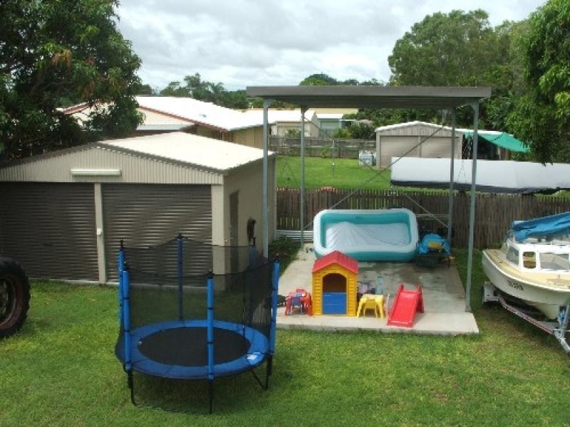 74 BUNDESEN AVENUE, Midge Point QLD 4799