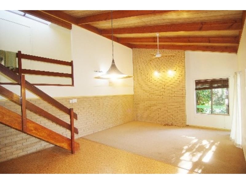 24 USHER ROAD, Mount Julian QLD 4800