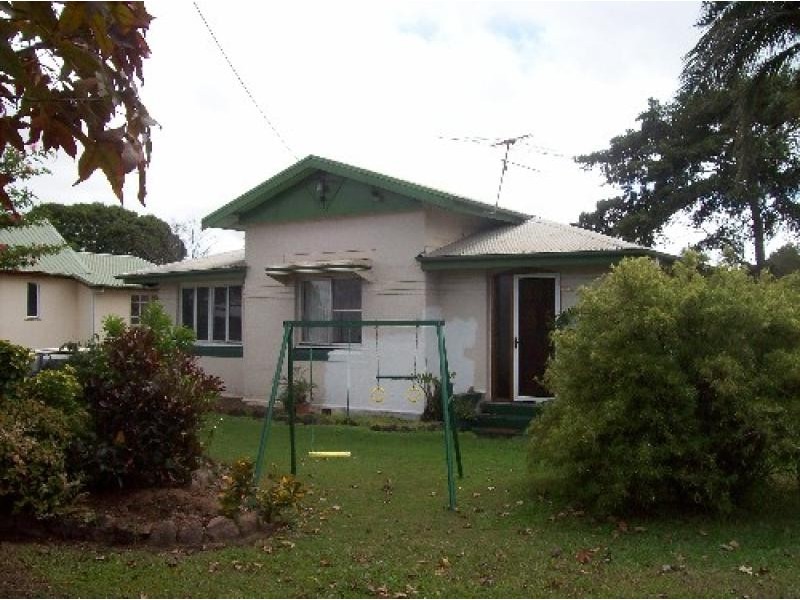 5 Faust Street, Proserpine QLD 4800