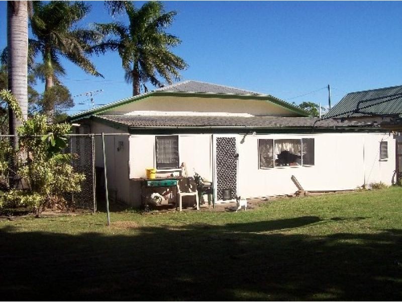 5 Faust Street, Proserpine QLD 4800