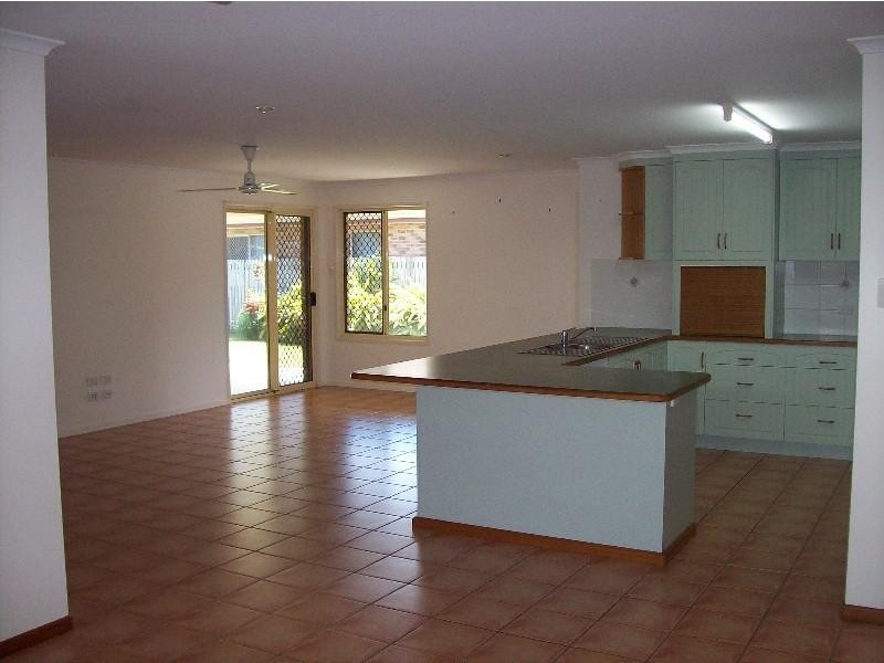 19 Trojan Court, Proserpine QLD 4800