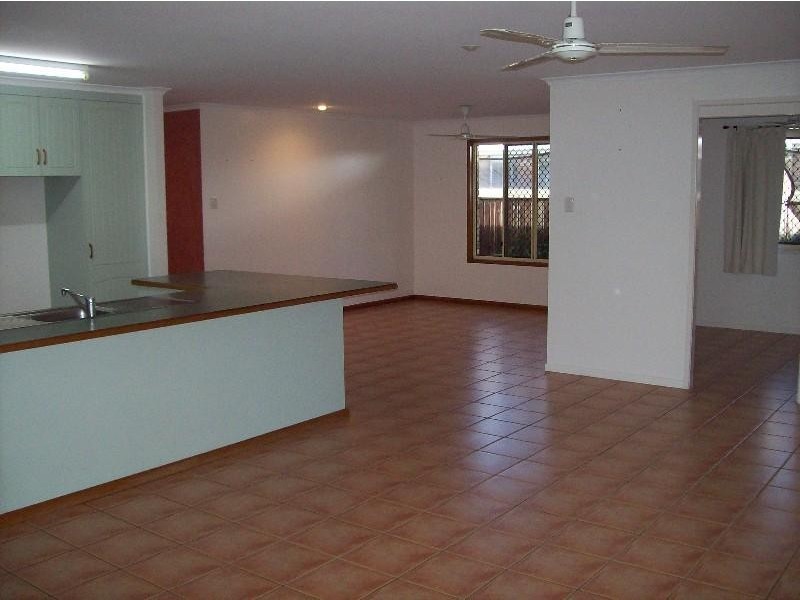 19 Trojan Court, Proserpine QLD 4800