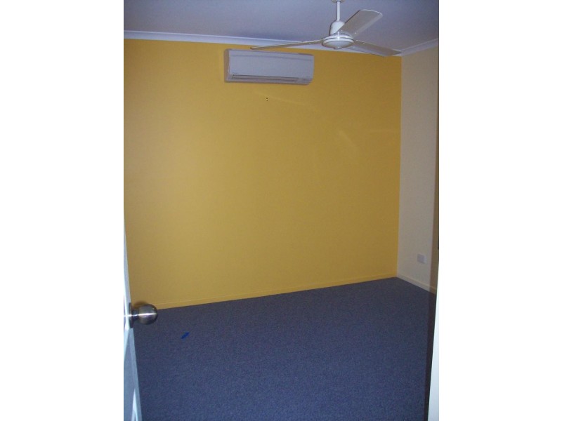 11 Rose Street, Proserpine QLD 4800