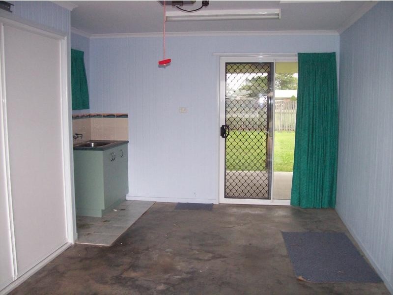 11 Rose Street, Proserpine QLD 4800