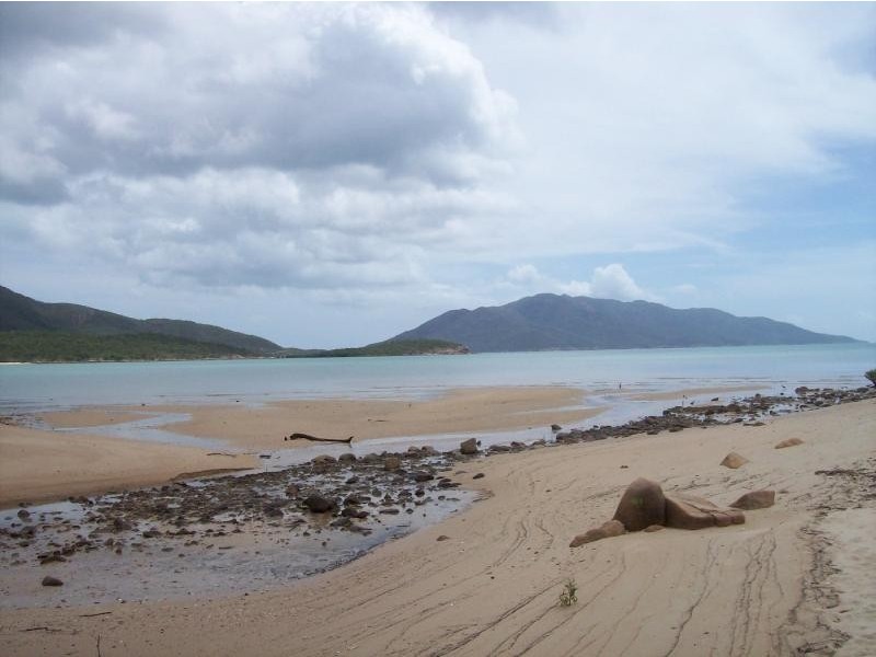77 Trochus Street, Dingo Beach QLD 4800