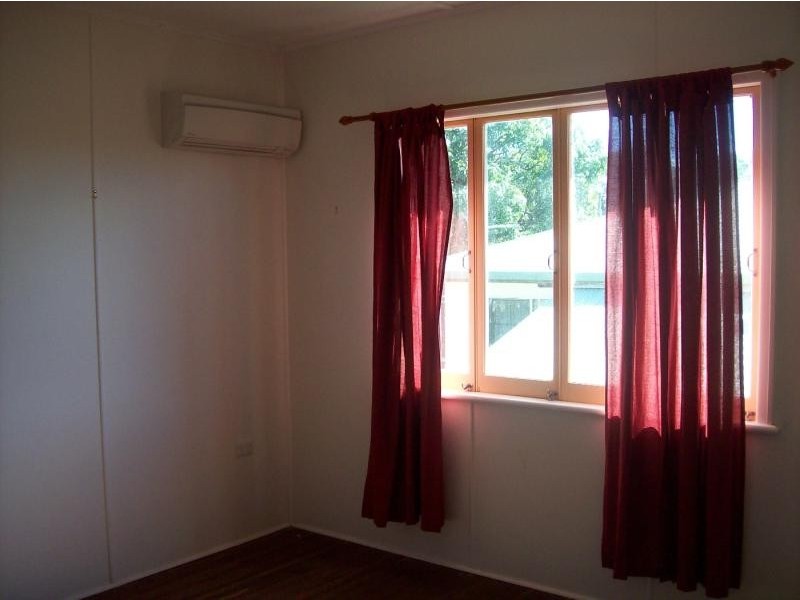 6 Elizabeth Street, Proserpine QLD 4800