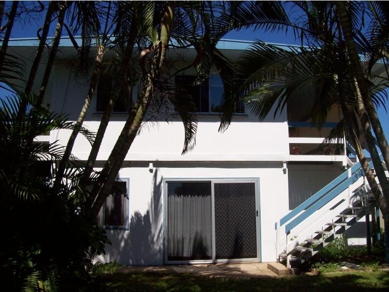 2 Burton Street, Midge Point QLD 4799