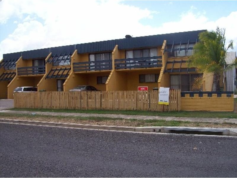 Unit 2/5 Marathon Street, Proserpine QLD 4800