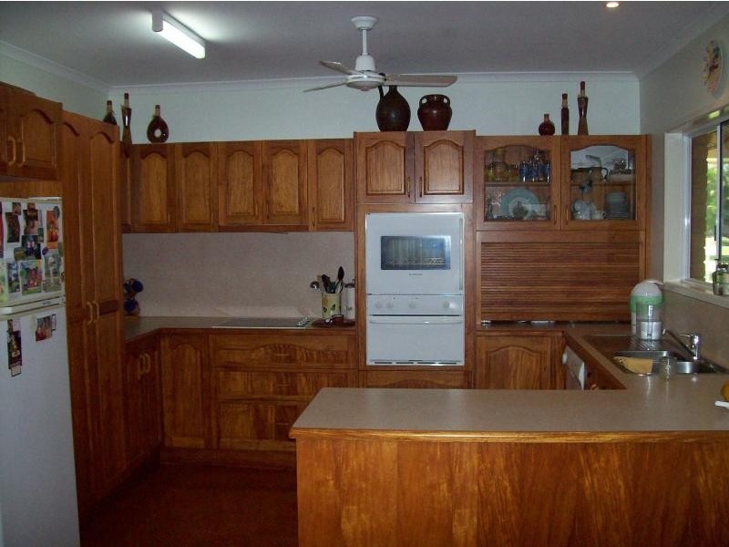 24 Peters Avenue, Midge Point QLD 4799