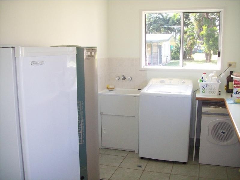 24 Peters Avenue, Midge Point QLD 4799