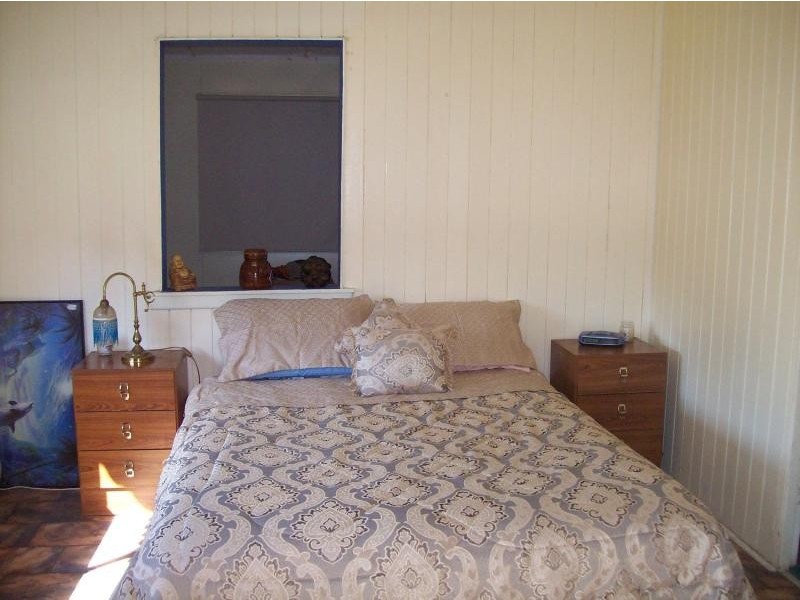 8 Davy Avenue, Proserpine QLD 4800