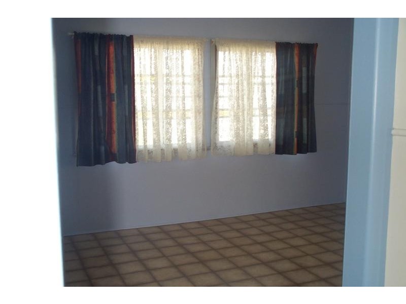 13 Elizabeth Street, Proserpine QLD 4800