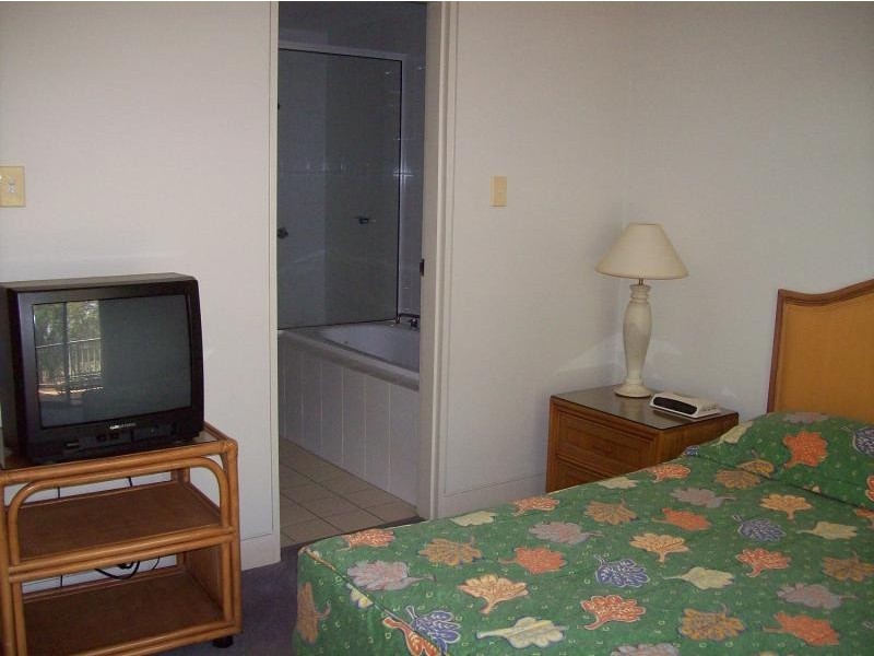 Unit 1122/ Hillside Terraces, Laguna Quays QLD 4800