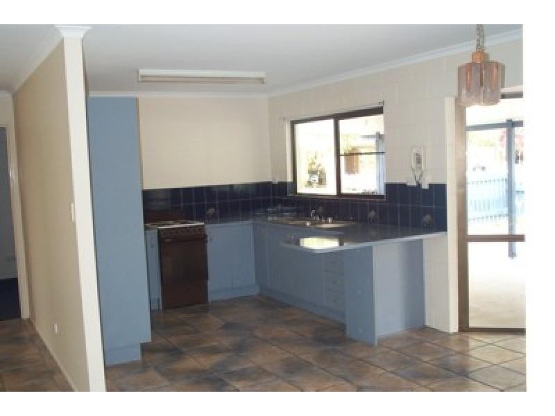 17 Lurline Drive, Proserpine QLD 4800