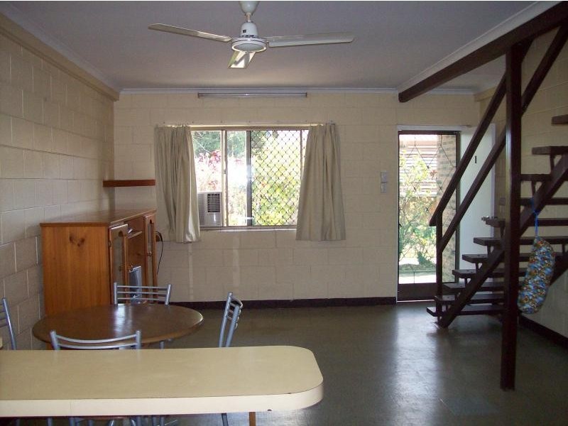 Unit 1/15 Hinschen Street, Proserpine QLD 4800