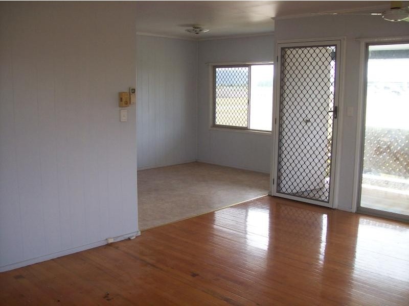 8 Dodd Street, Proserpine QLD 4800