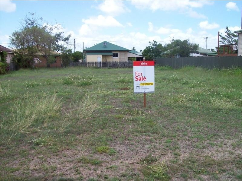 14 Smith Street, Proserpine QLD 4800