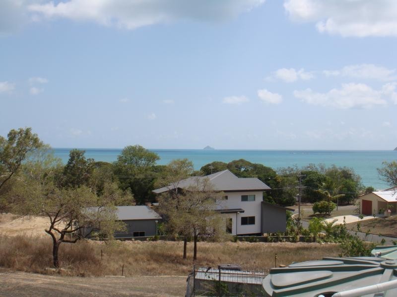 2 Scallop Court, Dingo Beach QLD 4800