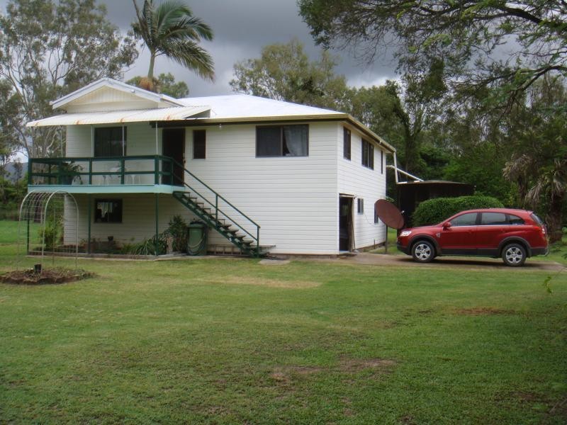 69 Don Hausknecht Road, Bloomsbury QLD 4799