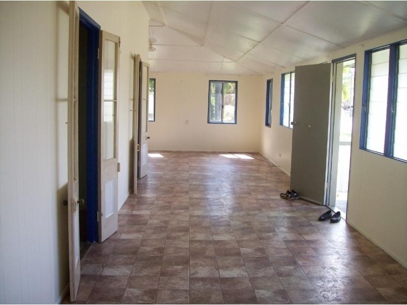 96 Faust Street, Proserpine QLD 4800