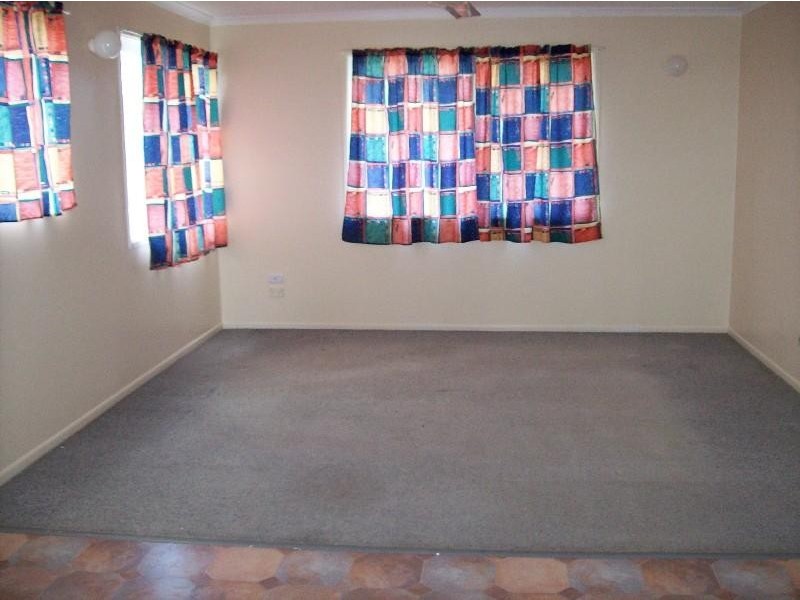 7 Rose Street, Proserpine QLD 4800