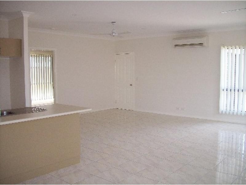 1/4 Honey Myrtle Street, Proserpine QLD 4800