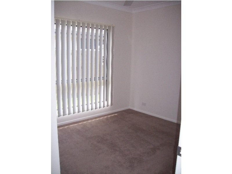 1/4 Honey Myrtle Street, Proserpine QLD 4800