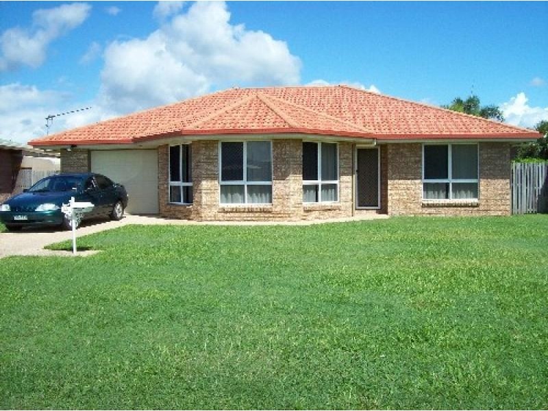 11 Rose Street, Proserpine QLD 4800
