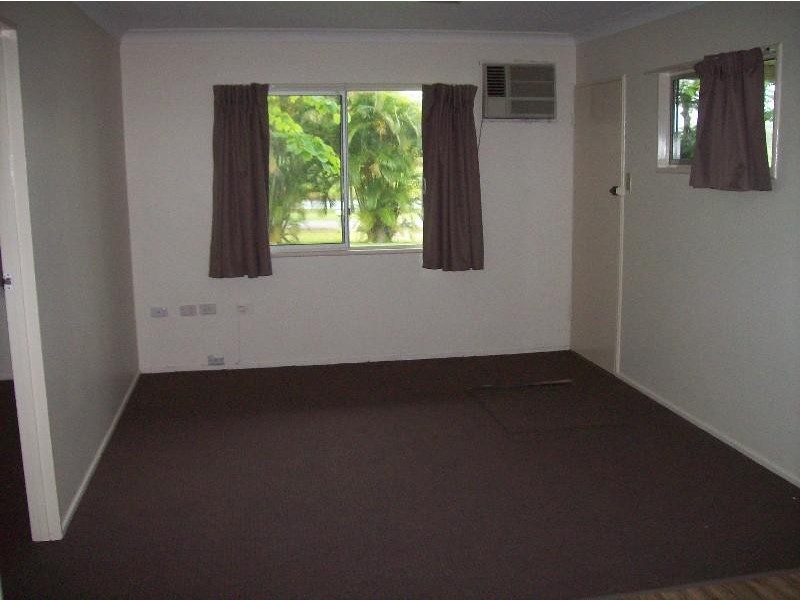 9 Usher Road, Mount Julian QLD 4800