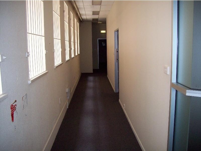 52 Main Street, Proserpine QLD 4800