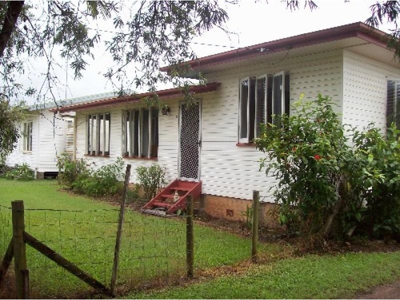 10 Holmes Street, Proserpine QLD 4800