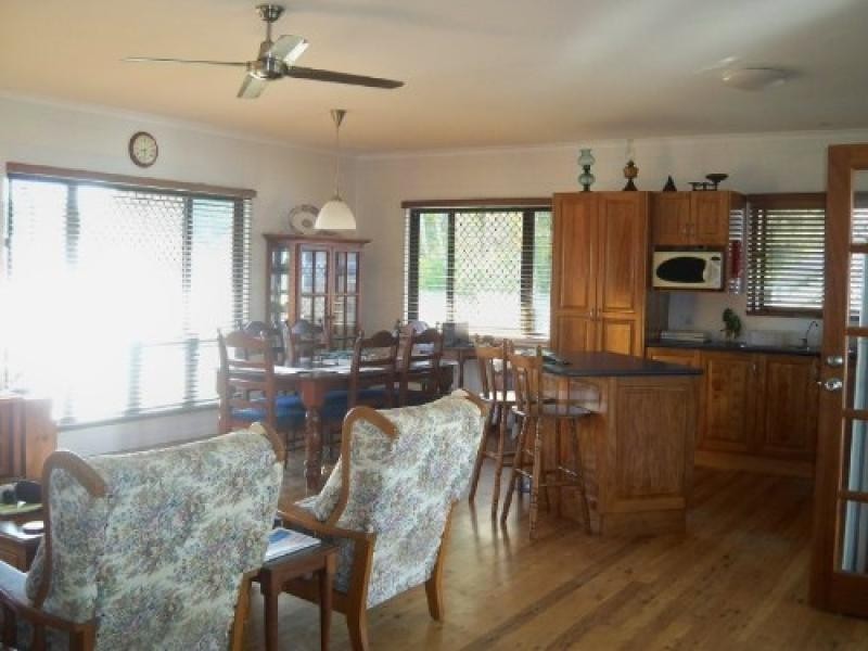 5 Park Drive, Midge Point QLD 4799
