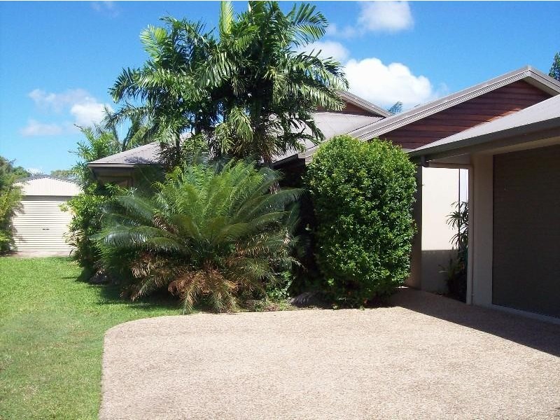 59 Spalla Drive, Proserpine QLD 4800