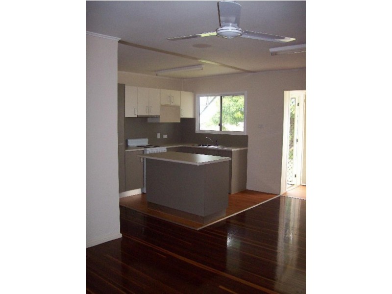 184 Main Street, Proserpine QLD 4800