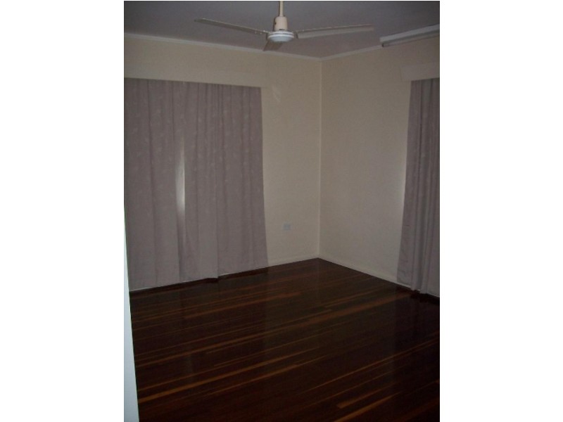 184 Main Street, Proserpine QLD 4800