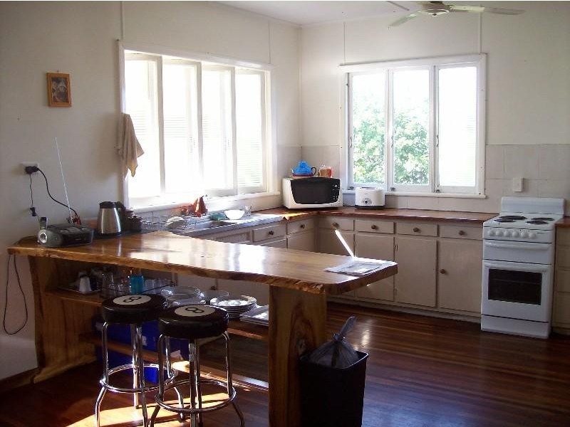 6 Elizabeth Street, Proserpine QLD 4800