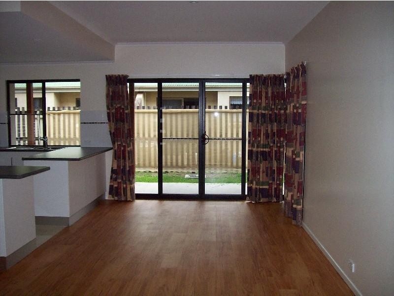 2/14 Gardenia Street, Proserpine QLD 4800