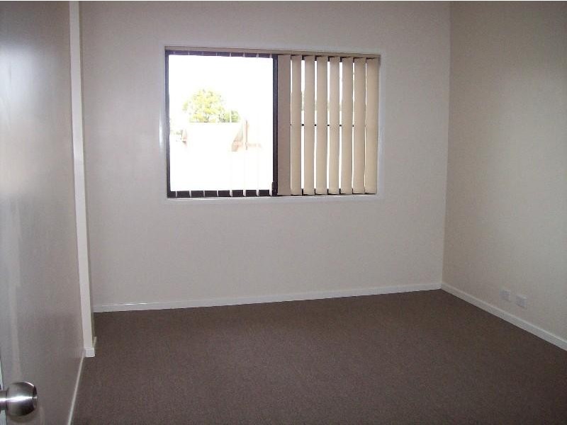 2/14 Gardenia Street, Proserpine QLD 4800