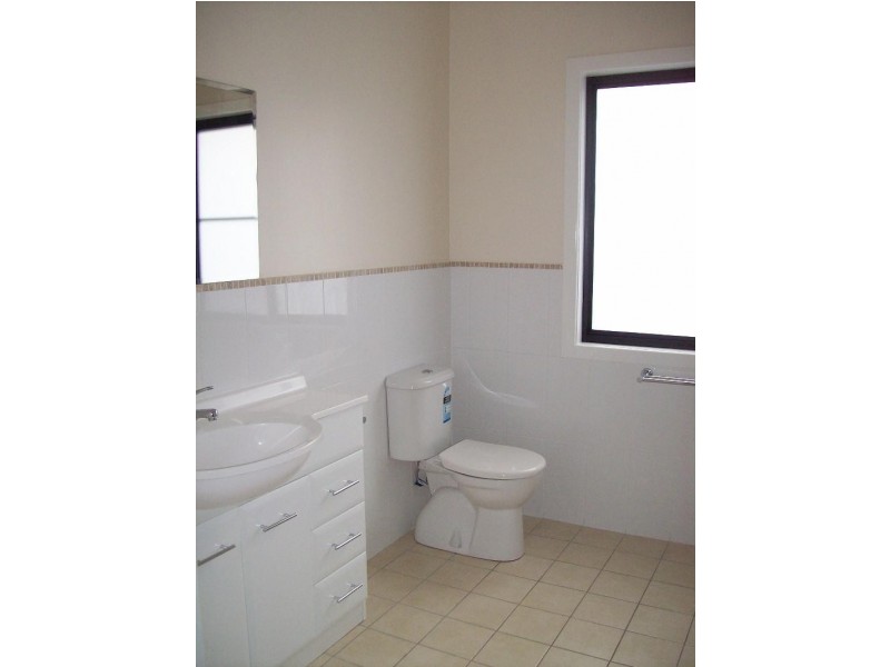 2/14 Gardenia Street, Proserpine QLD 4800