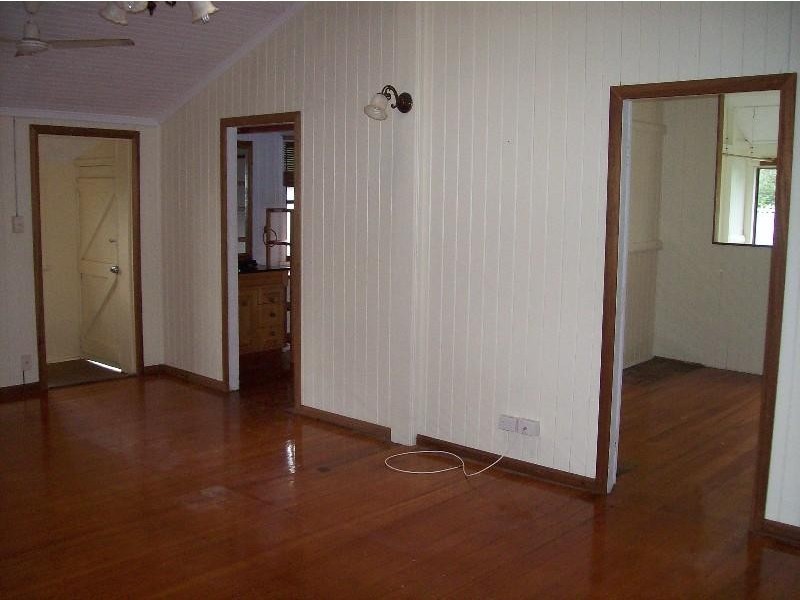 9 Florence Street, Proserpine QLD 4800