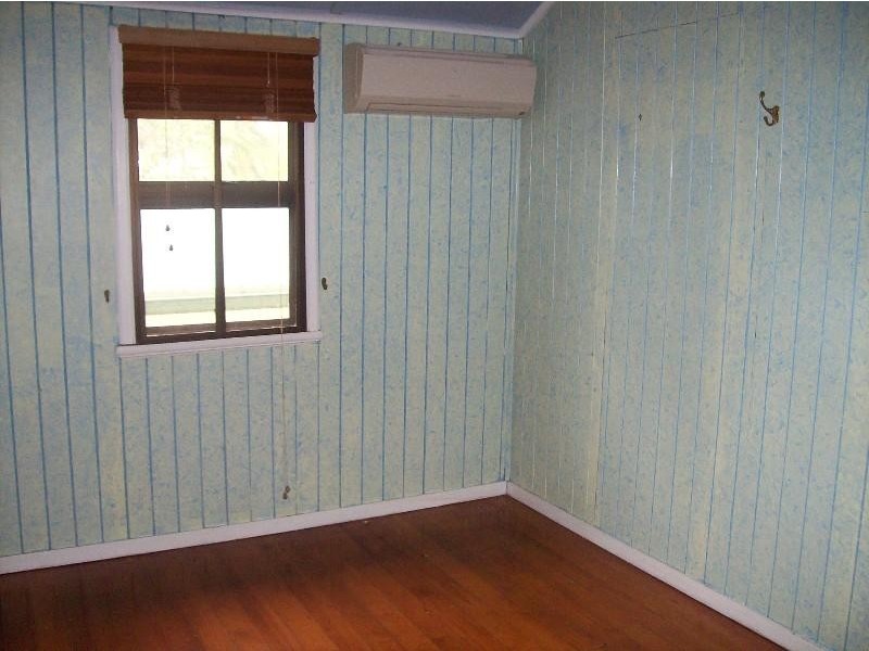 9 Florence Street, Proserpine QLD 4800