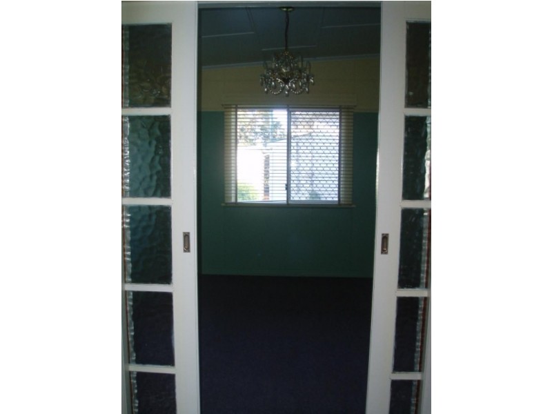 7 Blackdown Street, Harristown QLD 4350