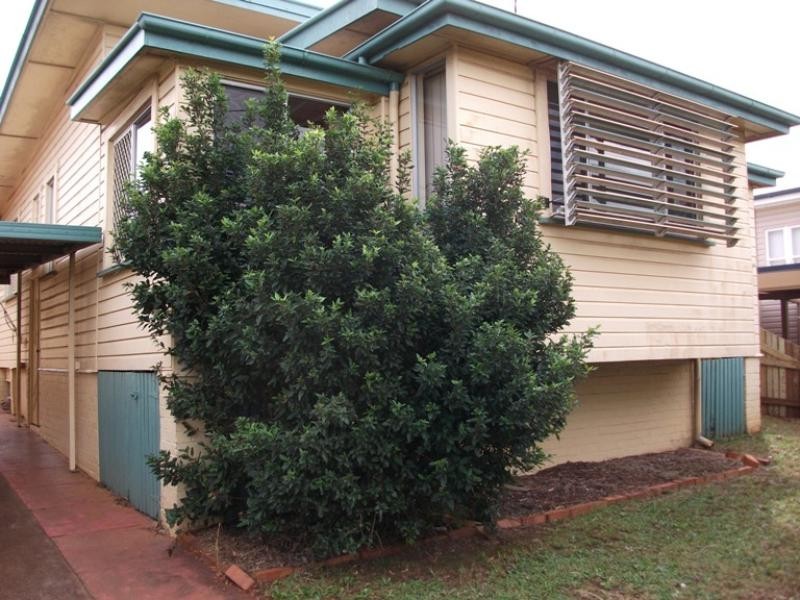 7 Blackdown Street, Harristown QLD 4350