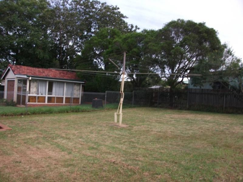 7 Blackdown Street, Harristown QLD 4350