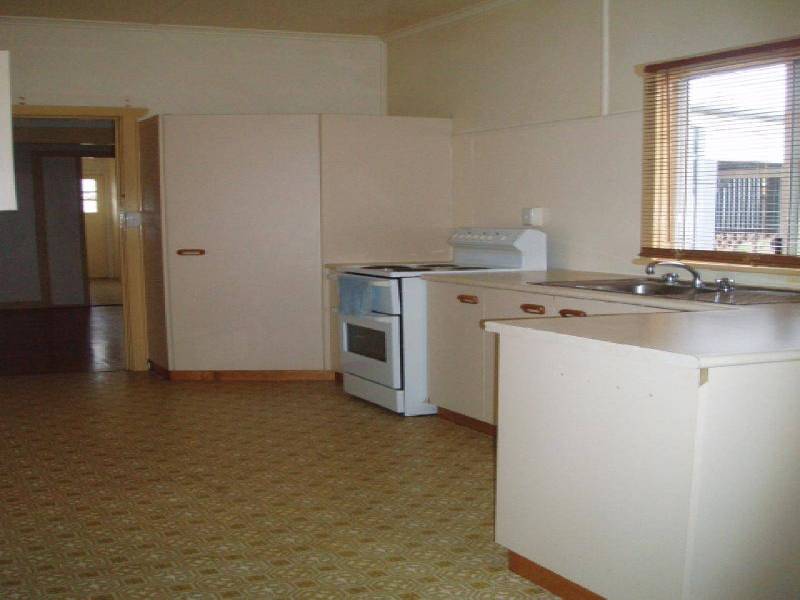 181 SOUTH STREET, South Toowoomba QLD 4350