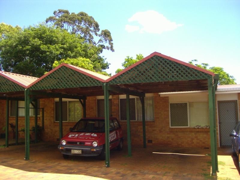Unit 3/18 Healy Street, Toowoomba QLD 4350