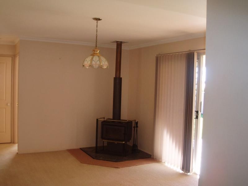 11 SWARTZ STREET, Kearneys Spring QLD 4350